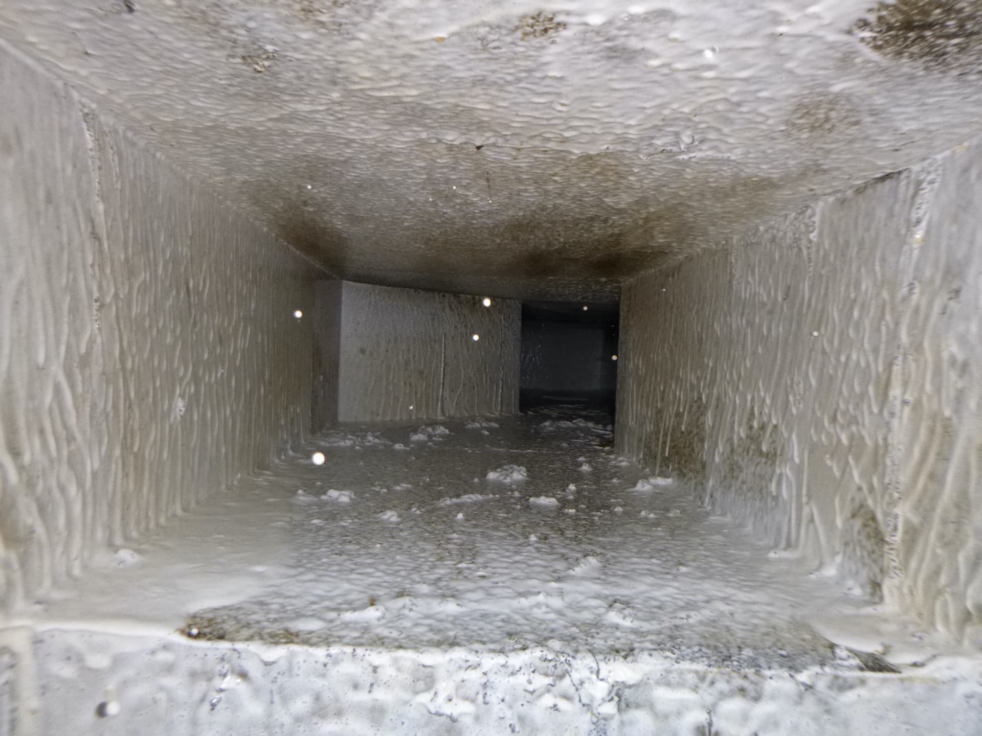 Foam cleaning a Pasadena exhaust hood system