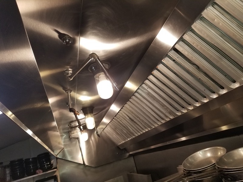Restaurant kitchen exhaust and hood cleaning La Jolla, CA